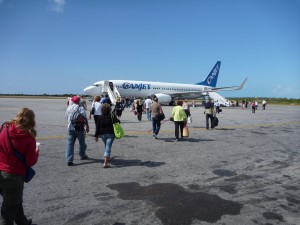 canjet 737 cayo largo cuba airport
