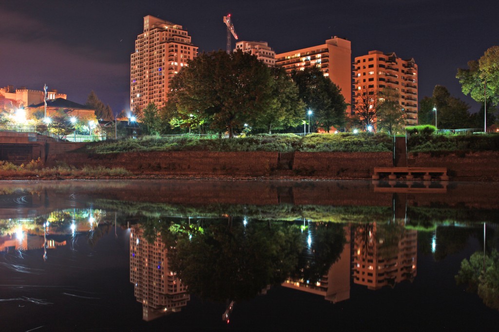 thames river london ontario night image