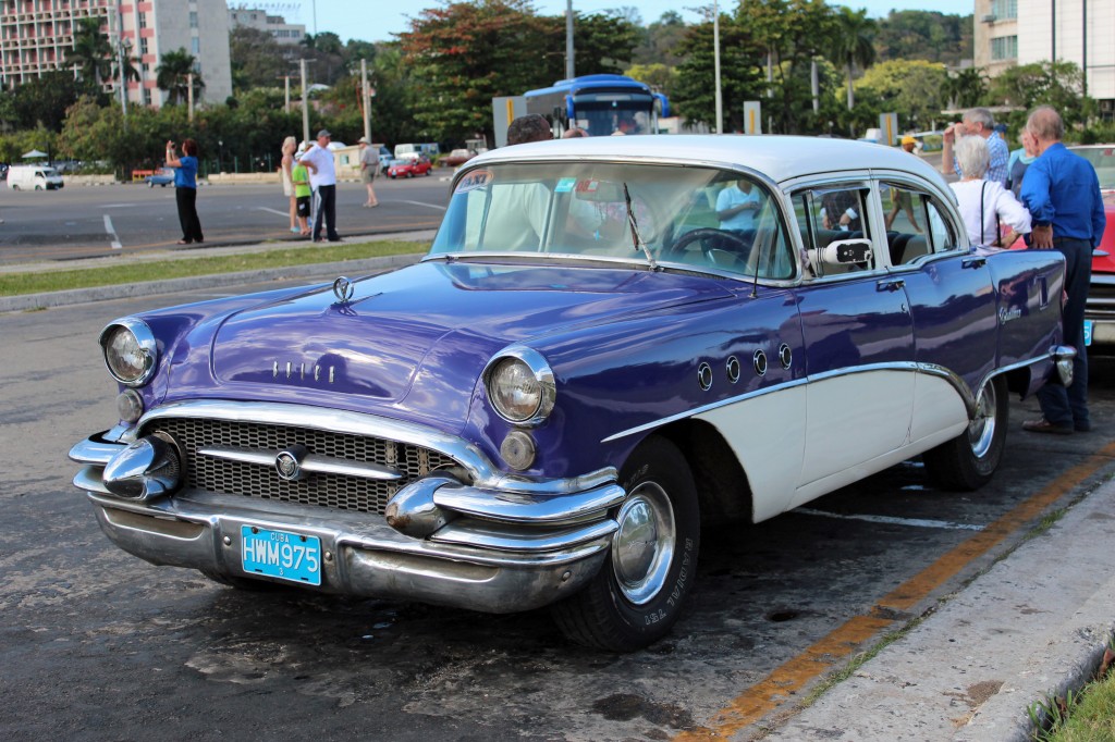 vintage buick purple havana cuba