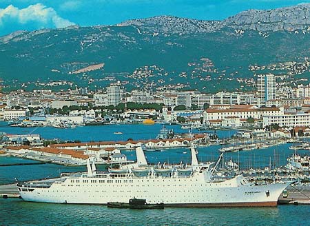 ms renaissance french paquet cruises