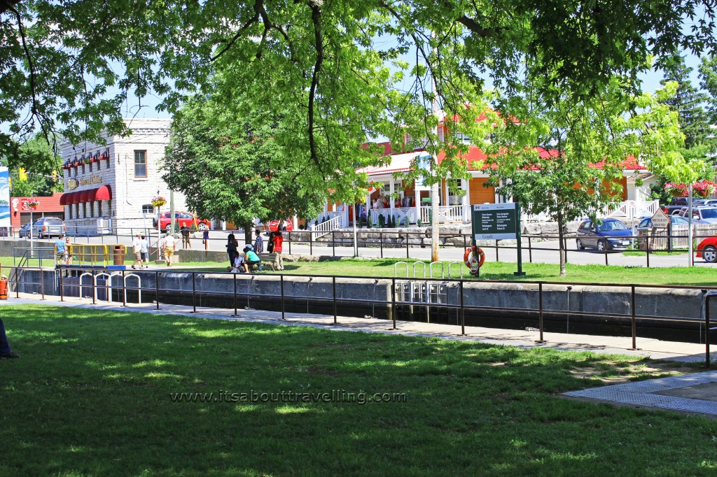bobcaygeon ontario downtown and trent canal locks