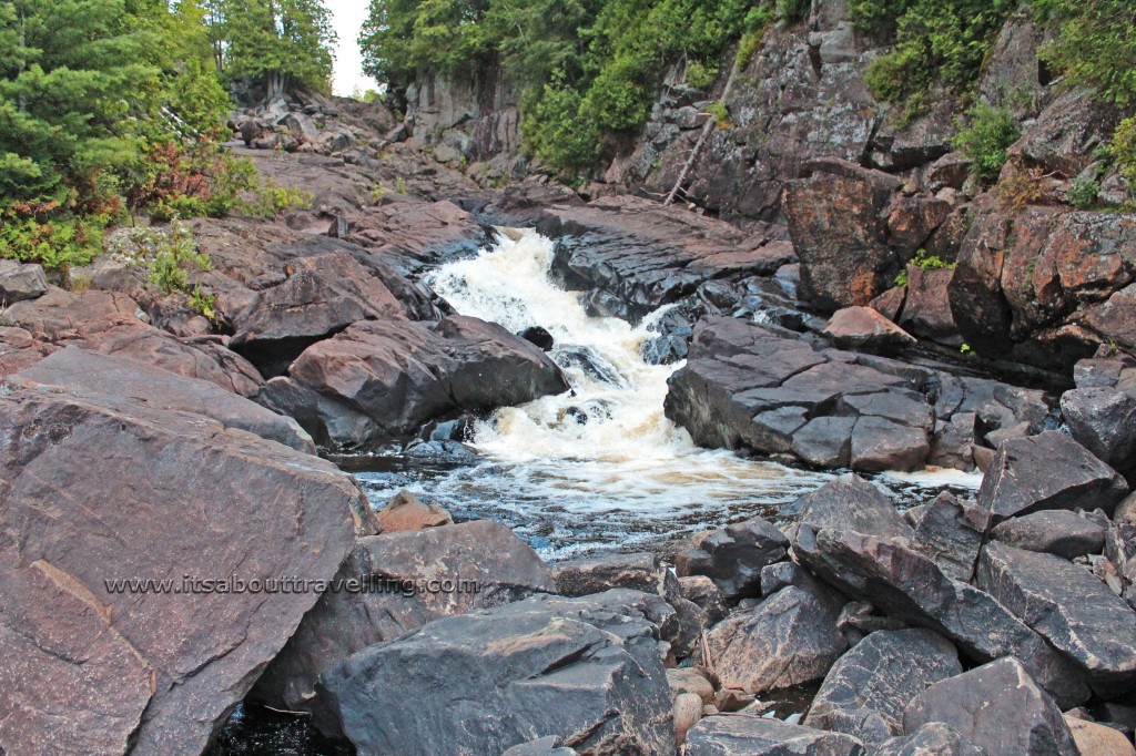 ragged falls oxtongue river provincial park