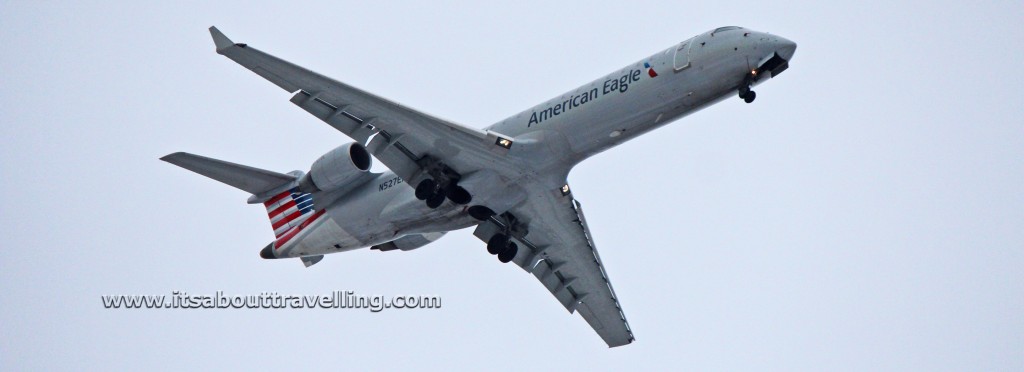 american eagle canadair regional jet 700 toronto pearson