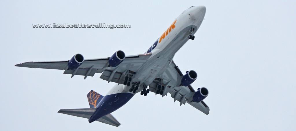 atlas air boeing 747-8 cargo toronto pearson