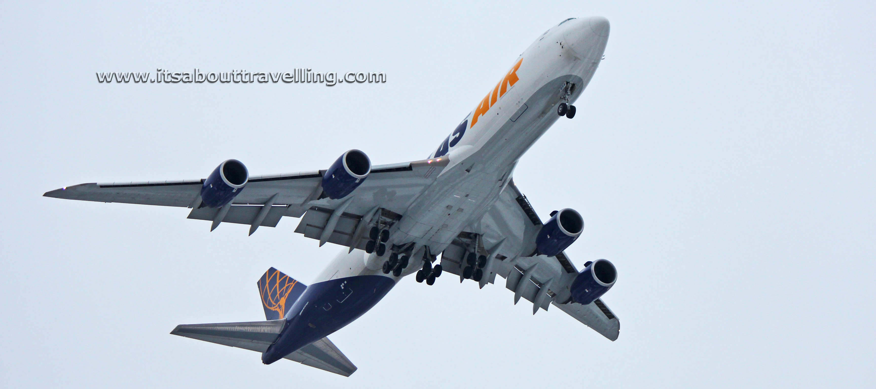 atlas air boeing 747-8 cargo toronto pearson