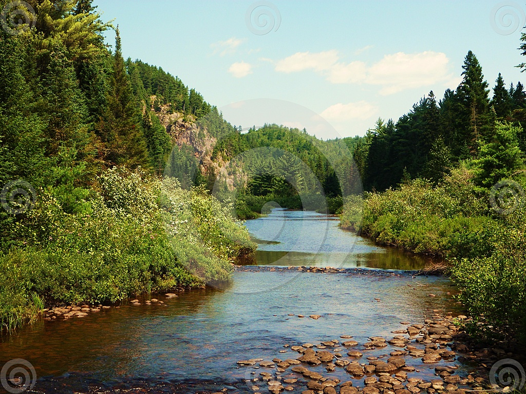 river in northern ontario
