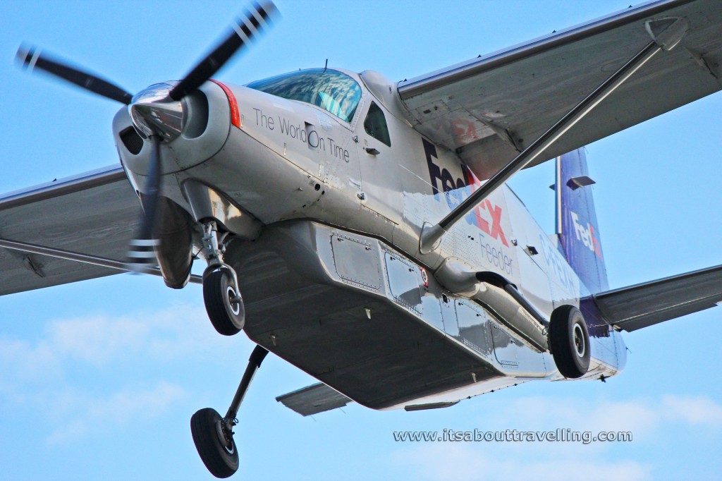 fedex feeder cessna 208b grand caravan
