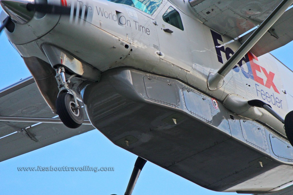 fedex feeder cessna 208b grand caravan