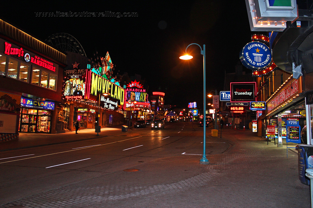 clifton hill niagara falls ontario