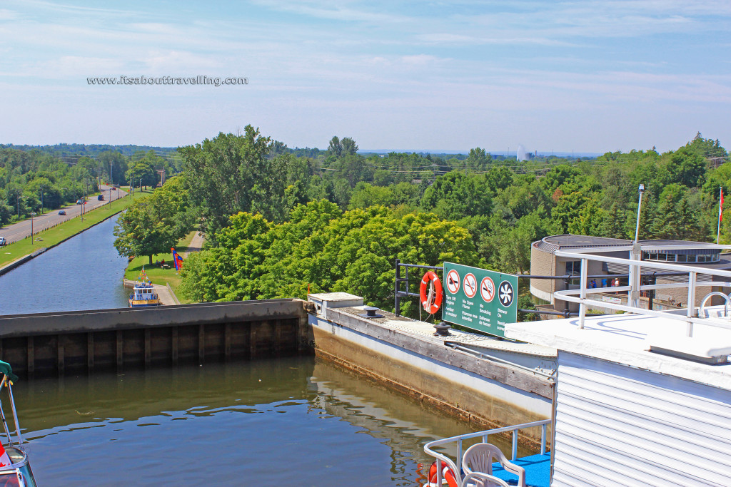 top of peterborough lift lock trent severn