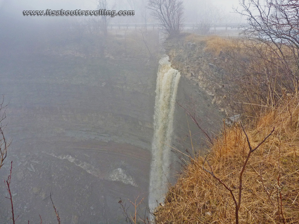 devils punchbowl waterfalls stoney creek ontario