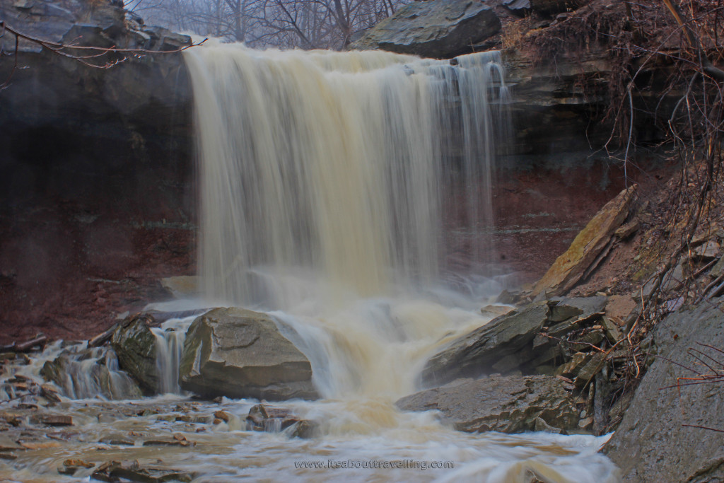 devils punchbowl lower falls long exposure