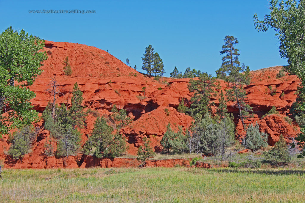 red rocks belle fourche river devils tower koa