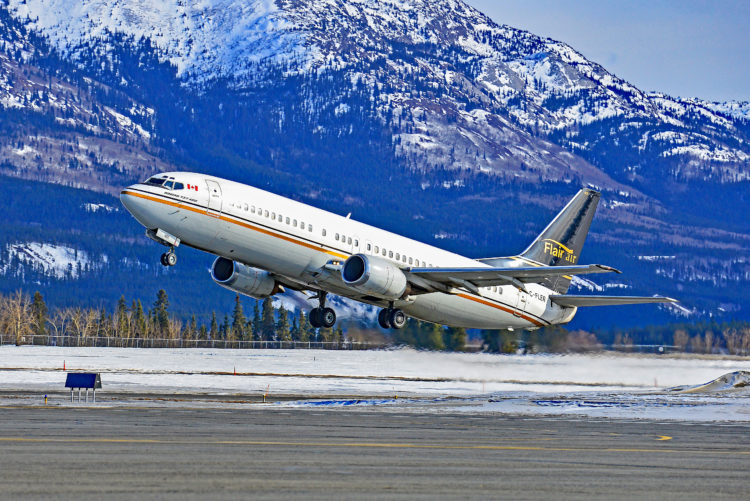 flair air boeing 737-400 newleaf