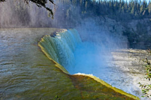 lady evelyn falls territorial park northwest territories kakisa river