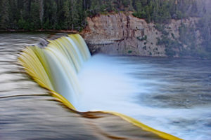 lady evelyn falls territorial park northwest territories kakisa river
