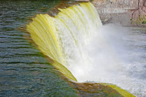 lady evelyn falls territorial park northwest territories kakisa river