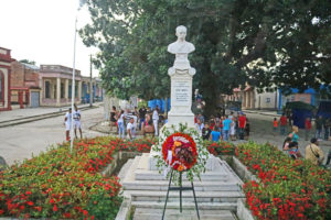 antilla cuba jose marti statue