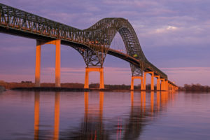 pont laviolette st. lawrence river trois rivieres quebec canada