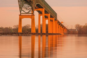 pont laviolette st. lawrence river trois rivieres quebec canada