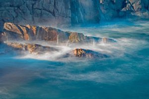 louisbourg lighthouse cape breton nova scotia atlantic ocean