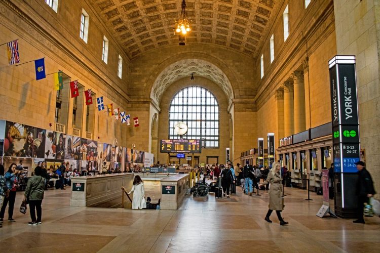 toronto union station main lobby