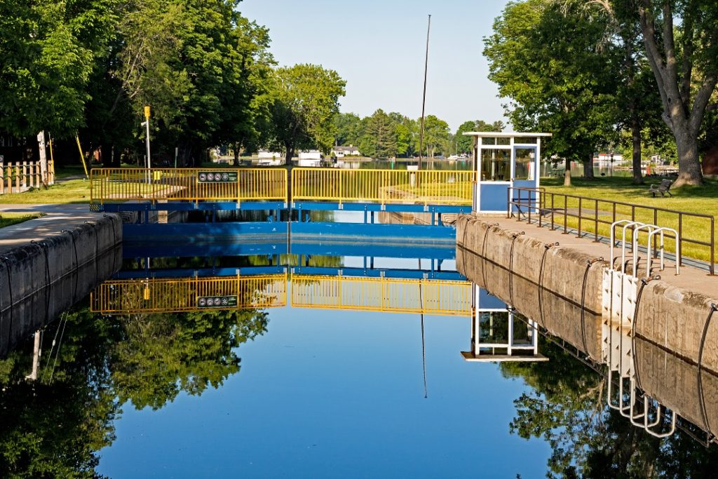 bobcaygeon ontario trent severn waterway lock 32